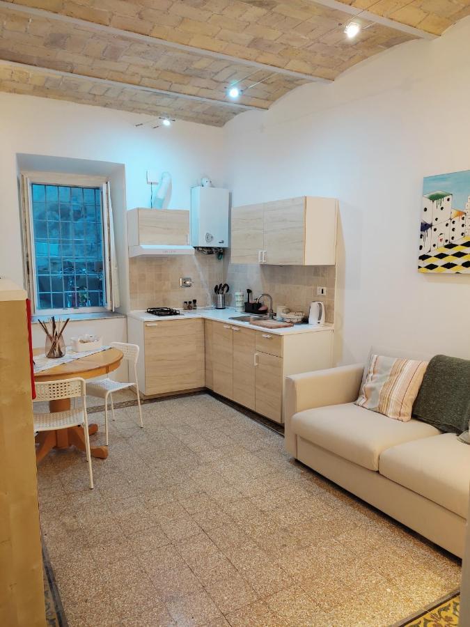 Grazioso Loft Vicino A San Giovanni E Metro C Rom Exterior foto